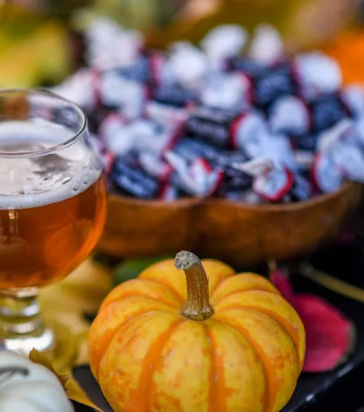 A Tootsie Rolls Barleywine-nal párosítva' title='Maradt Halloween cukorka és sör párosítás