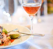 Steak mit im Weinfass gereiften Bieren' title='Grillmasters: Kombinieren Sie Craft Beer mit Ihren Lieblingsgerichten vom Grill