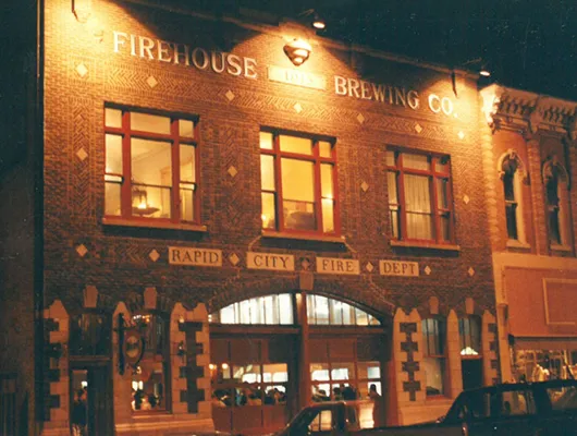 1991 Firehouse Brewing öppnar' title='Öl historia