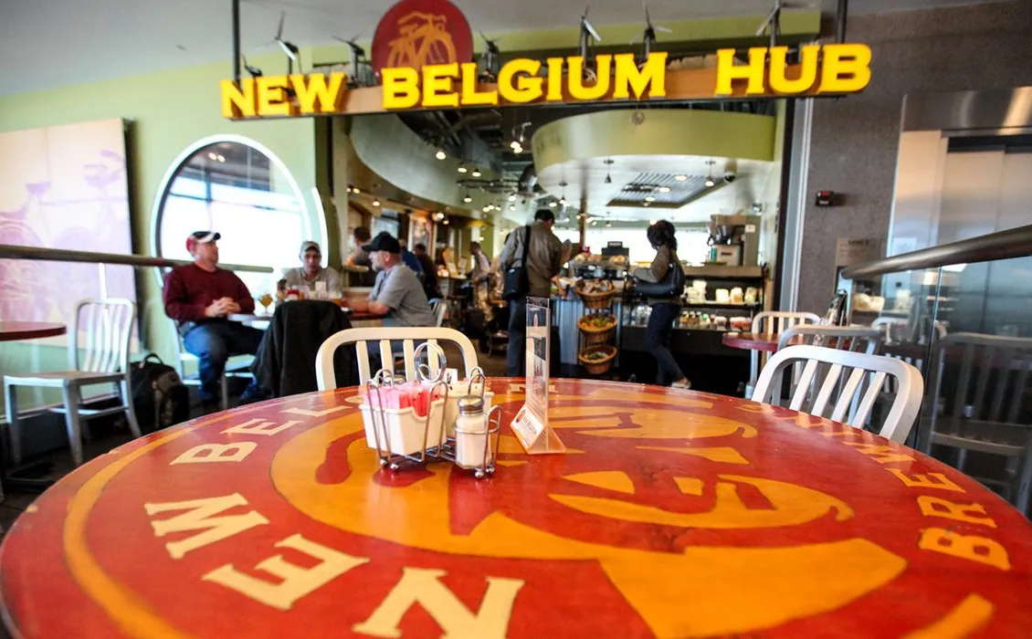 denverin kansainvälisen lentokentän olut' title='Oluen ystävän opas Denverin kansainväliselle lentokentälle