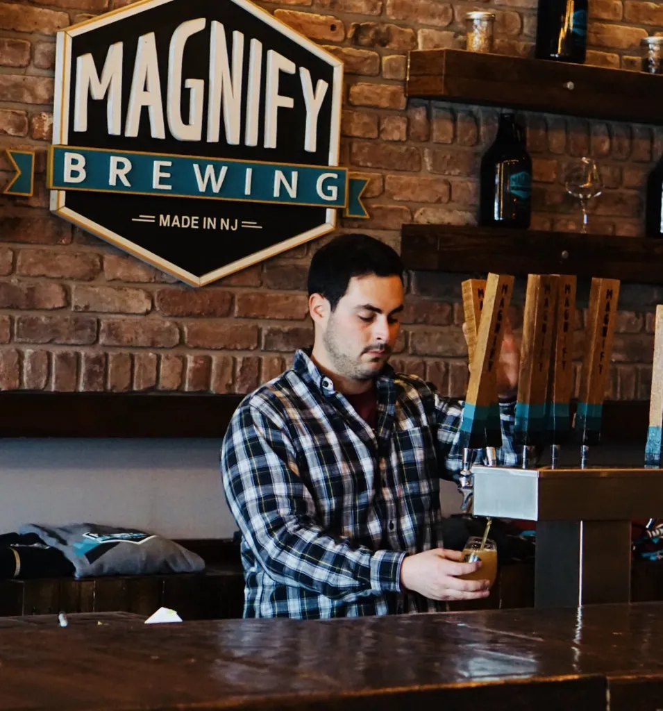 Une vague de nouvelles brasseries dans le nord de Jersey suscite l'intérêt des amateurs de bière' title='Une vague de nouvelles brasseries dans le nord de Jersey suscite l'intérêt des amateurs de bière