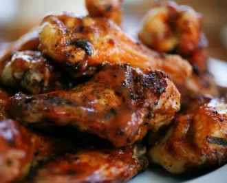 No es más que una alita de pollo' decoding='async' title='No es más que una alita de pollo