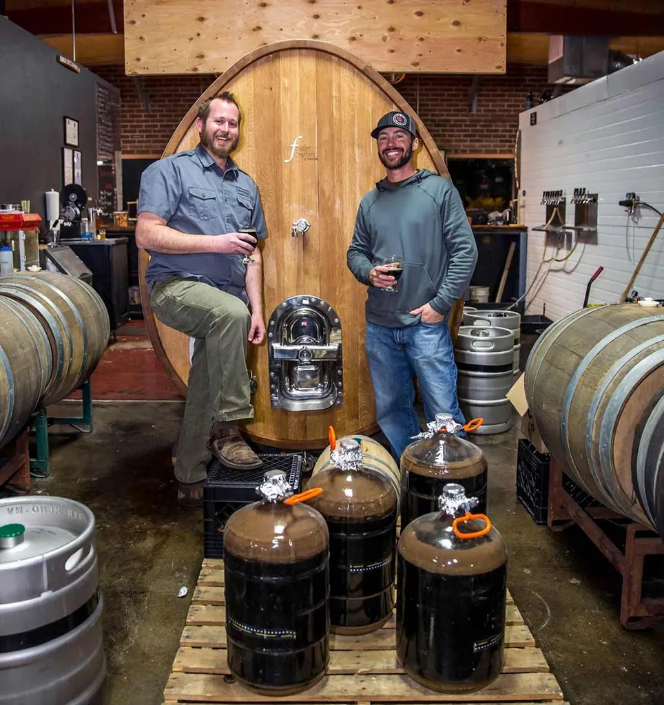 Bières vieillies en fût d'Imbib Custom Brews' title='La compétitivité de la bière vieillie en fût dans le brassage américain