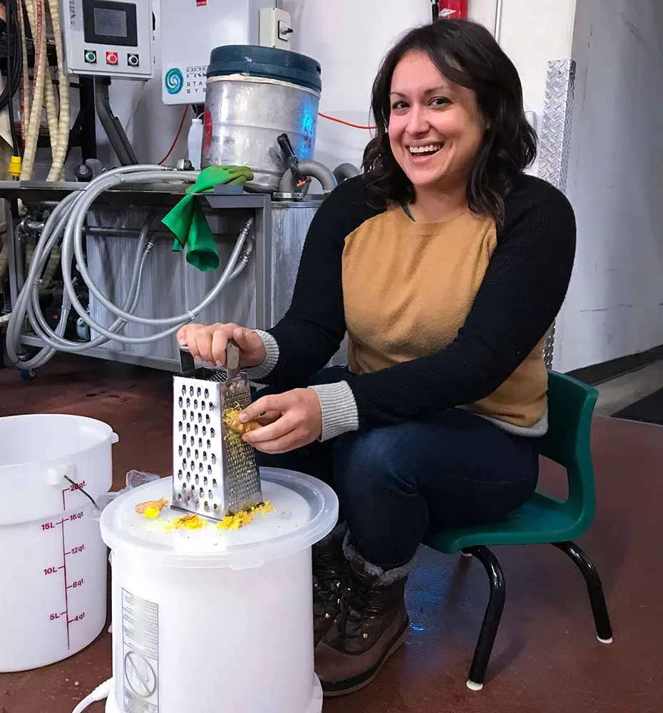 Alexandra Nowell tre vevere som brygger' title='American Brewers faller for Brasils Spicy Amburana Wood