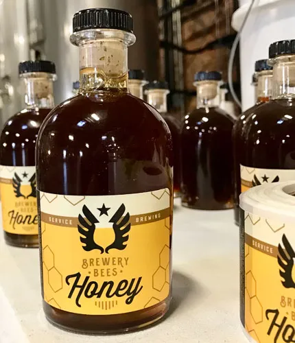 Travle bier: Bryggerier eksperimenterer med biavl for at skabe lokal smag' title='Travle bier: Bryggerier eksperimenterer med biavl for at skabe lokal smag