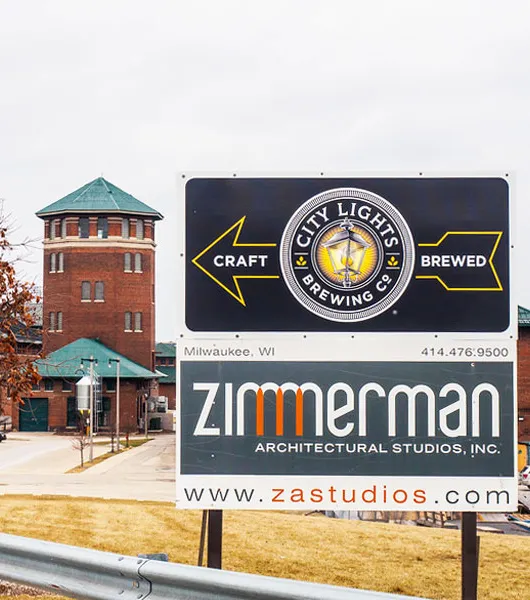 도시의 불빛' title='역사적인 건물에 있는 양조장 12곳: 과거를 되살리고 복원하다