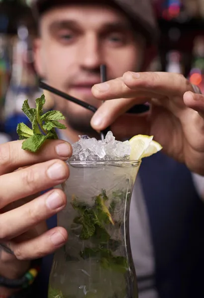 En berättelse om två hantverk: hantverksöl och hantverkssprit