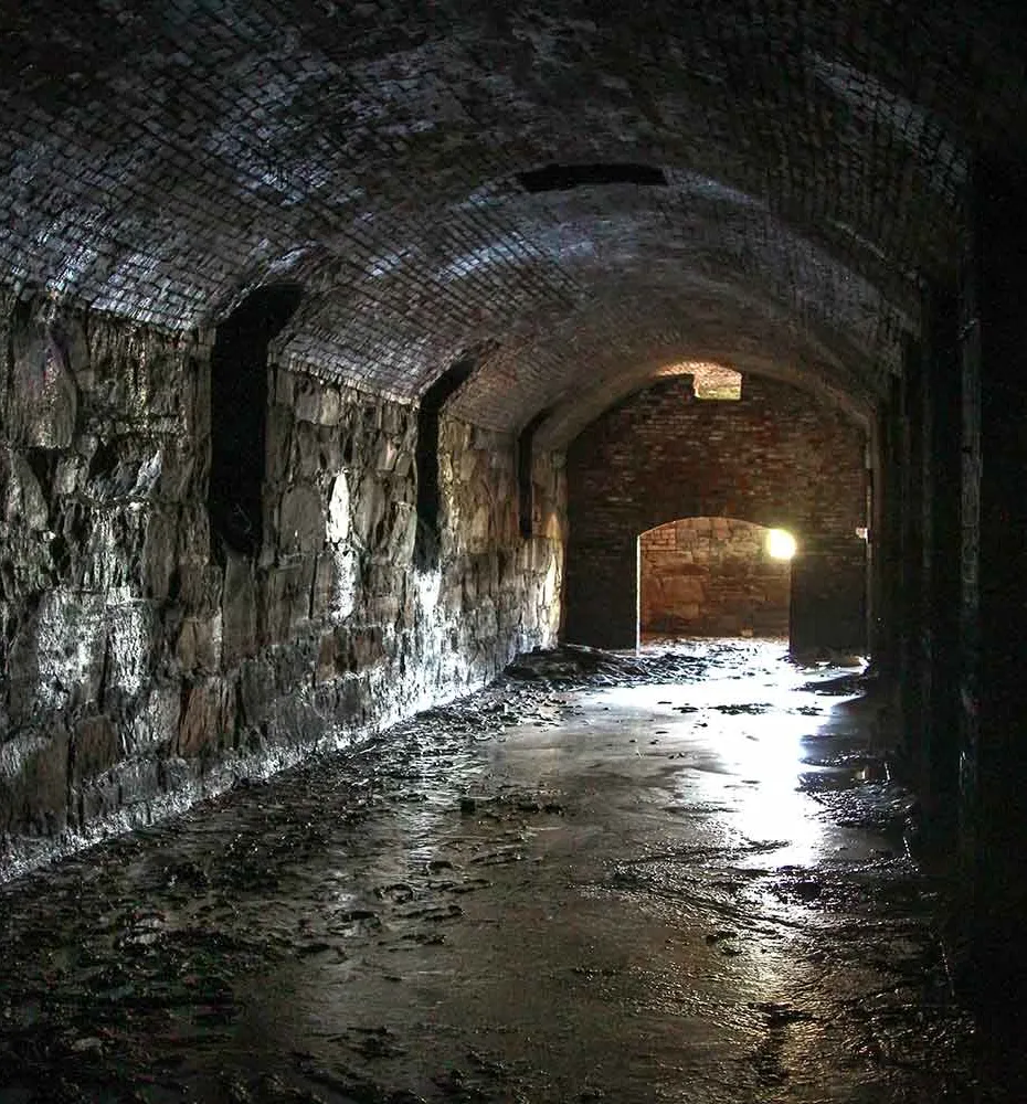 James River Steam Brewery-kelders in Virginia' title='Initiatieven van biergeschiedenisgroepen en musea delen mijlpaalmomenten