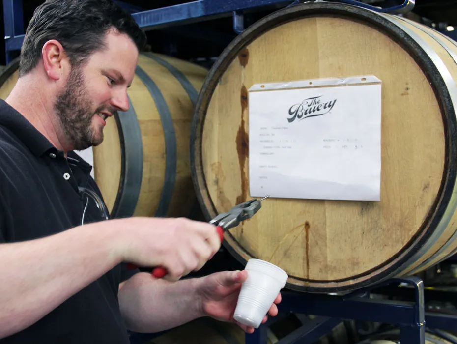 Patrick Rue' title='Bryggere finner dristige ølsmaker i fat utenfor Bourbon