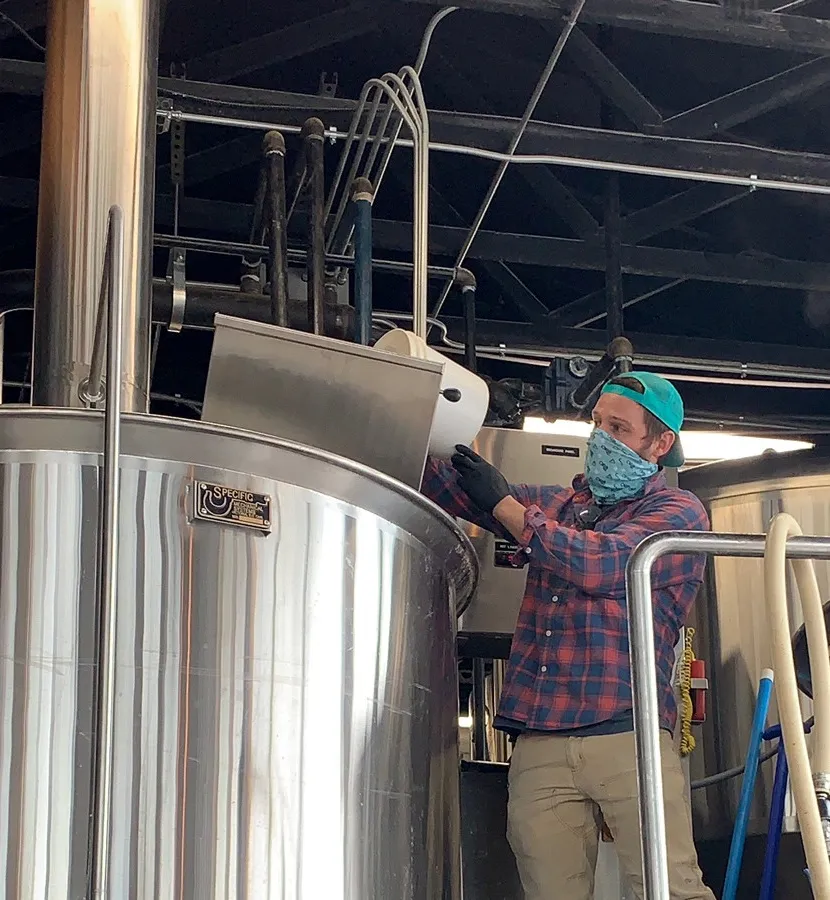 Birra Tutti Insieme' title='Tutti insieme: i birrifici collaborano per aiutare i lavoratori dell'ospitalità