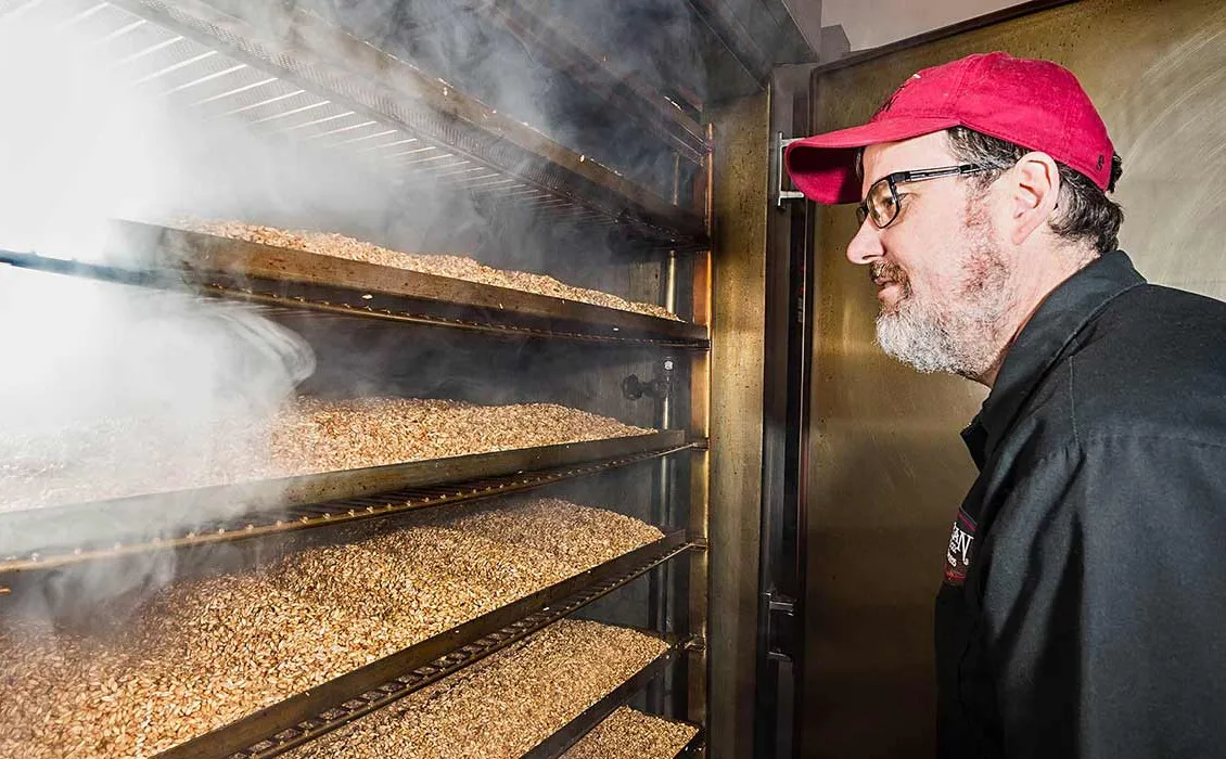 스모크 맥주의 예술과 즐기는 방법