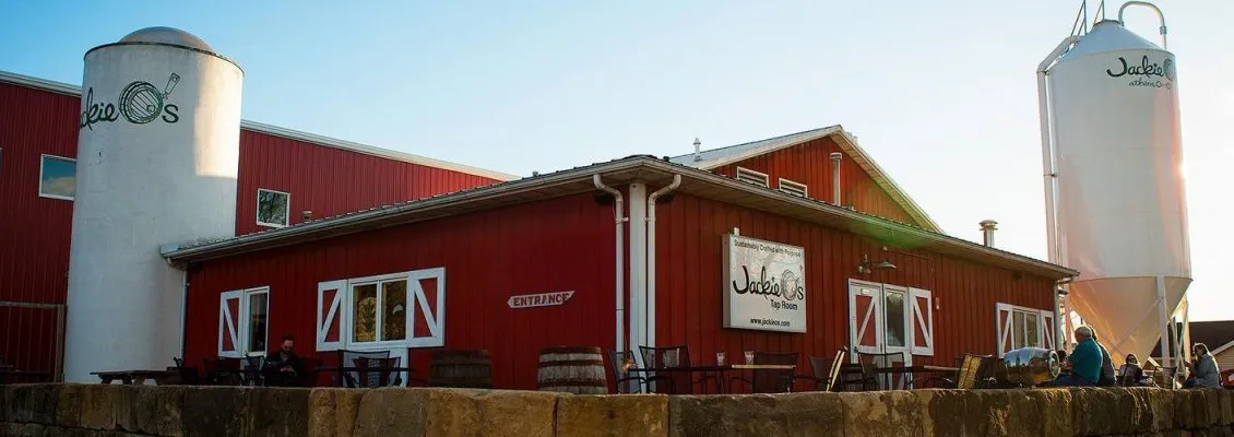 Jackie O üzleti modelljét azért építették, hogy segítse közösségük boldogulását. (Fotó © Jackie O's)' title='Hogyan építsünk erős sörfőzdét? Jackie O az otthonra fókuszál