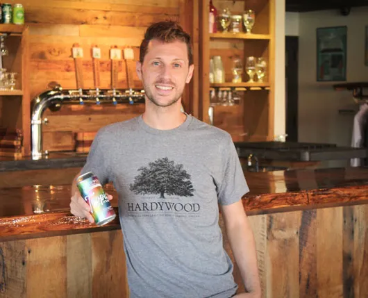 keményfa sörgyártó cég' title='Büszkeség, nem előítélet: Biztonságos terek készítése az LMBTQ közösség számára