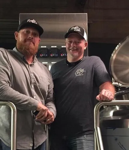Rusty Bull Brewing Founders' title='Motiveret af nostalgi åbner en tidligere præst og tidligere mekaniker et bryggeri