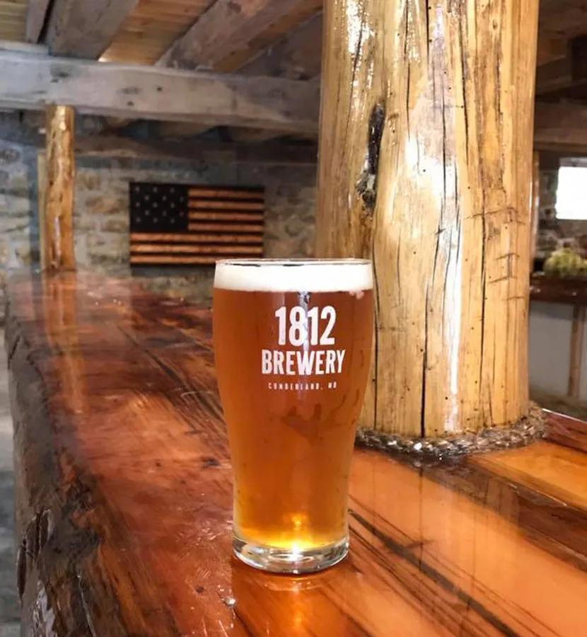 1812 Brauerei' title='Er sah Schönheit in einer alten Scheune. Er verwandelte es in eine Brauerei