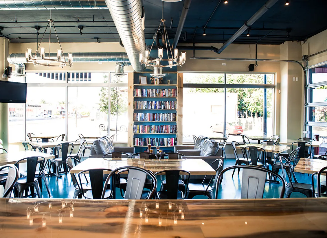 Fiction Beer Company' title='Tarina omasta: Fiction Beer Company nousee East Denverissä