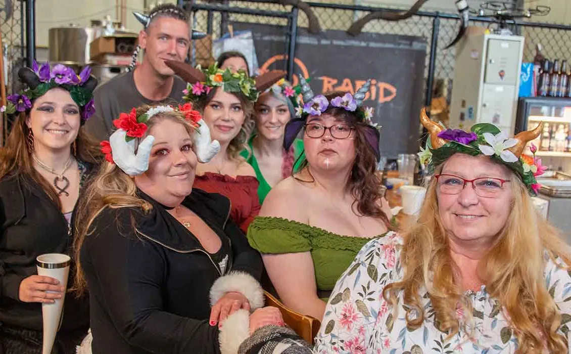 rabiat bryggefest av geitedronning' title='Rabid Brewing en refleksjon av dens fantasifulle grunnleggere