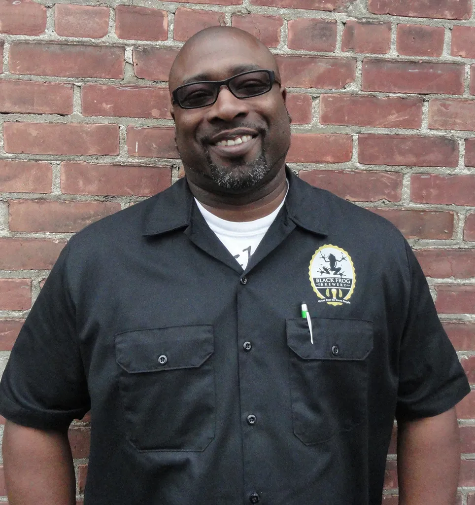 chris harris svart groda' title='Lärdomar från Chris Harris, mannen som startade Black Frog Brewery i sitt garage