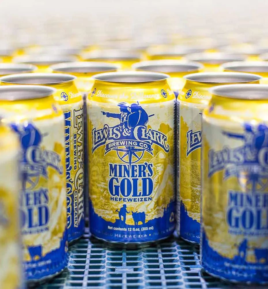 minearbejders guldøl' title='At gå 'All In' betaler sig for Montanas Lewis