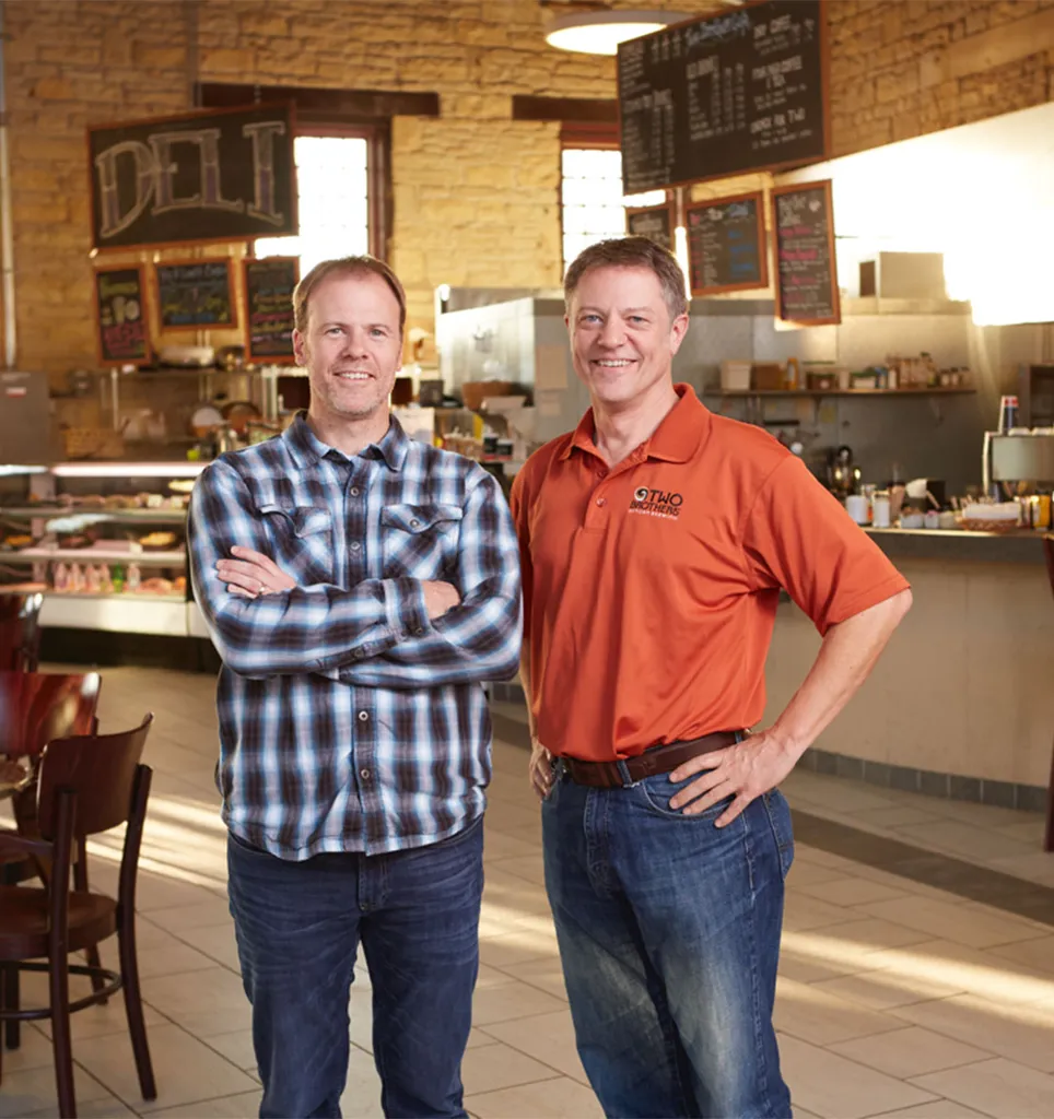 トゥー・ブラザーズ・ブルーイング' title='二人の兄弟の醸造: 頑固な信念と夢の上に築かれた