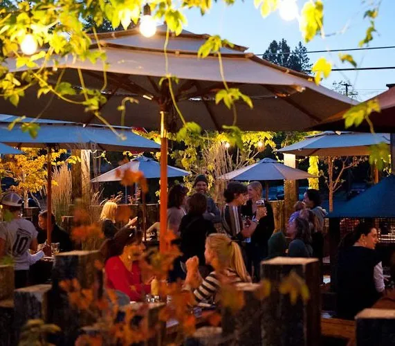 10 Barrel Brewing Company