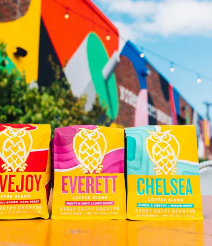 caffè in confezioni colorate' title='Caffè