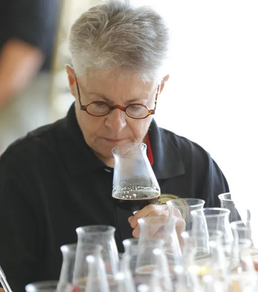 Sandy Cockerman arvostelee oluita' title='Voivatko naiset pelastaa kotipanimon?