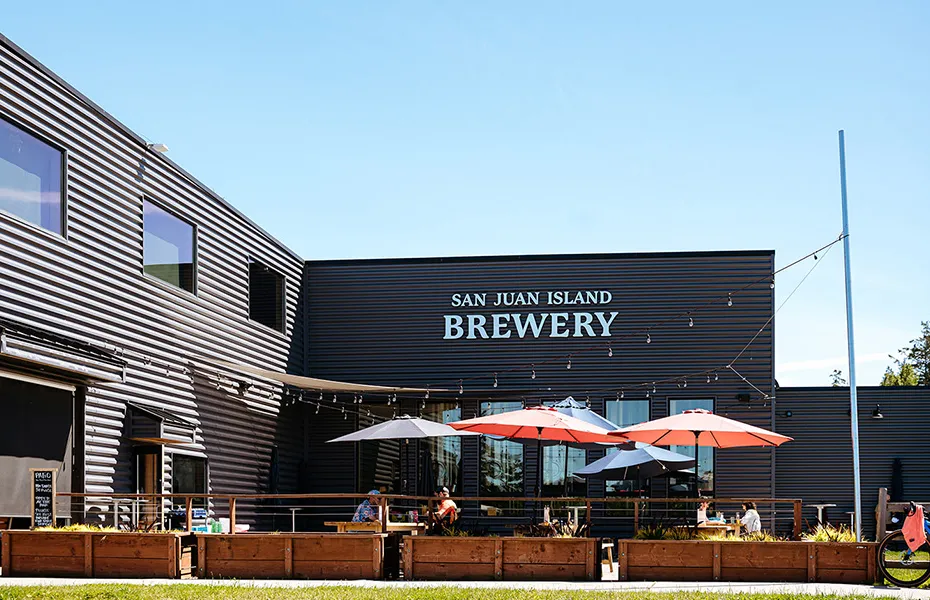 Außenansicht der Brauerei auf der Insel San Juan' title='Diese 19 Brauereien befinden sich auf US-Inseln