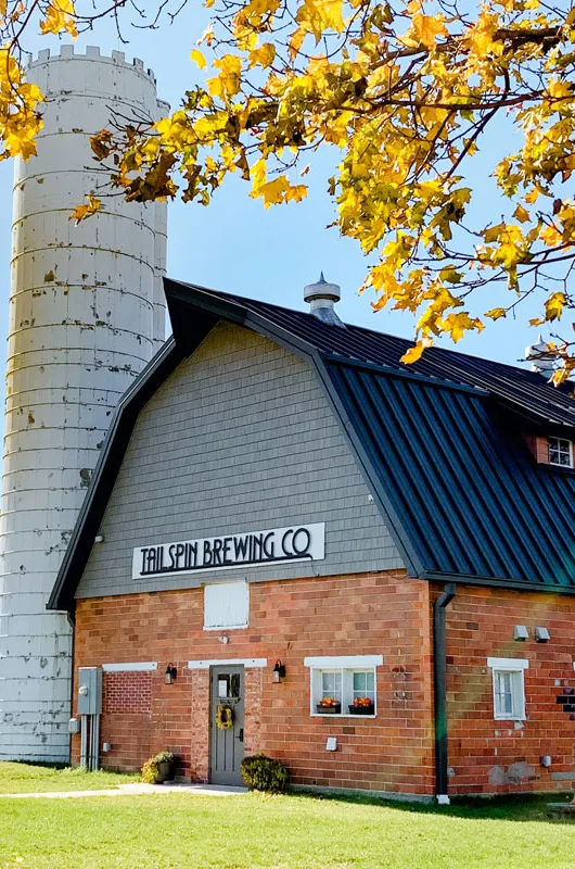 låvebryggeri eksteriør' title='Blandede drinker: The Lure of Beverage Trails