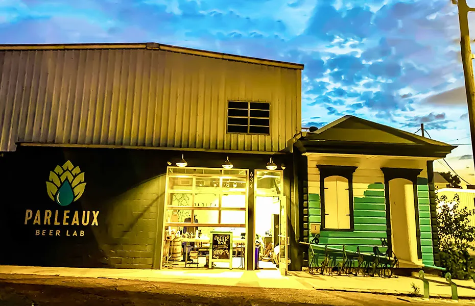 Extérieur du Parleaux Beer Lab' title='La bière dans une ville de cocktails : comment les brasseries artisanales ont enrichi NOLA
