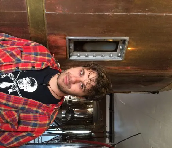 急速な成長を続けるグランドキャニオン醸造会社、新しい醸造家スティーブ・デヴァを雇用