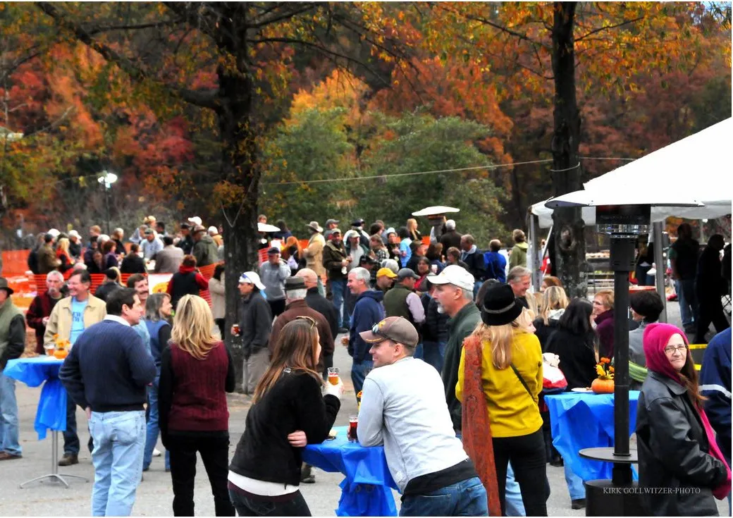 New View Realty가 주최하는 Tryon 맥주 축제