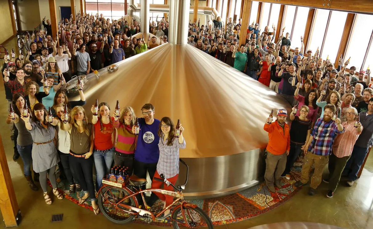 Outside Magazine nomina New Belgium Brewing uno dei migliori posti d'America in cui lavorare per l'ottava volta
