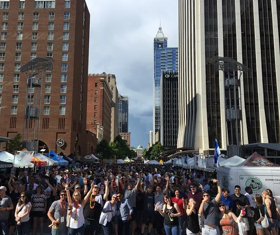 Brewgaloo Craft Beer Festival presentato da Shop Local Raleigh
