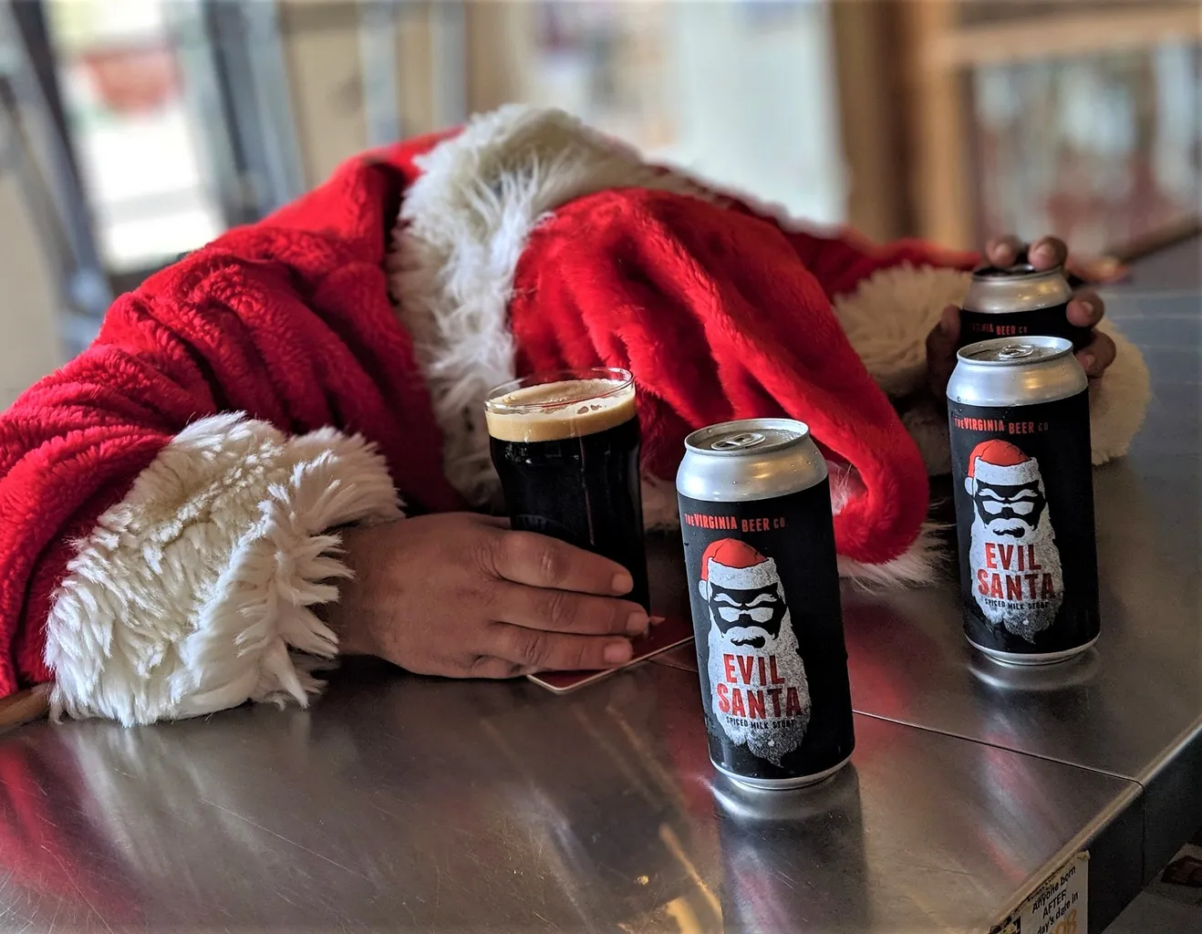 Virginia Beer Co. rilascia quattro varianti malvagie di Santa Spiced Milk Stout