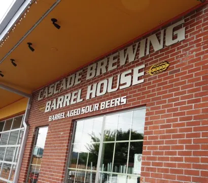 Cascade Brewing Barrel House viert vijfde verjaardag met vijfdaagse viering, 10 vintage zuren van de tap