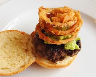 ölsmörjda lökringar' decoding='async' title='Slow Cooker Beer Chicken Tacos