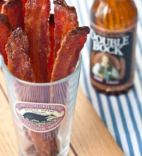 Tocino confitado con cerveza