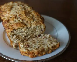 bacon cheddar øllebrød' decoding='async' title='Bedste bananbrød nogensinde