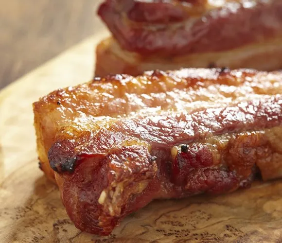 豚バラ肉のケルシュ煮込み