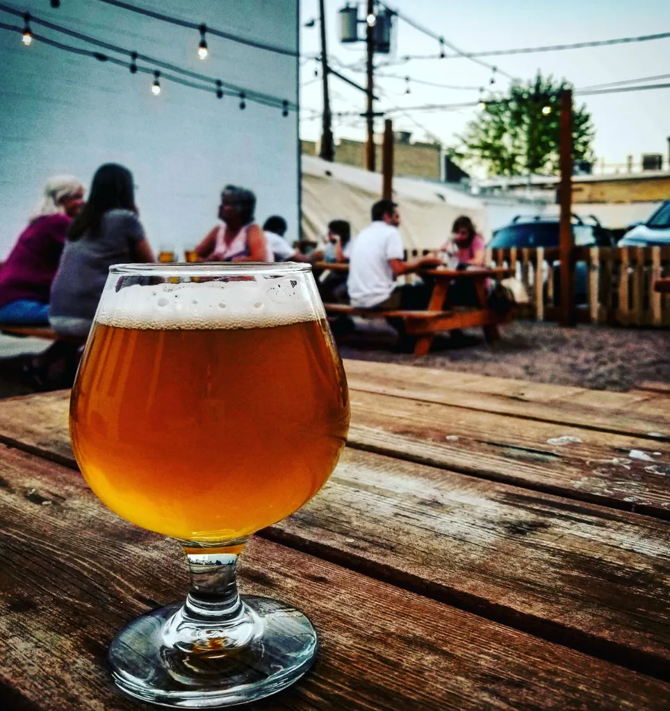 올드 타운 아르바다 양조장' title='올드 타운 Arvada Colorado의 양조장에 대한 도보 가이드